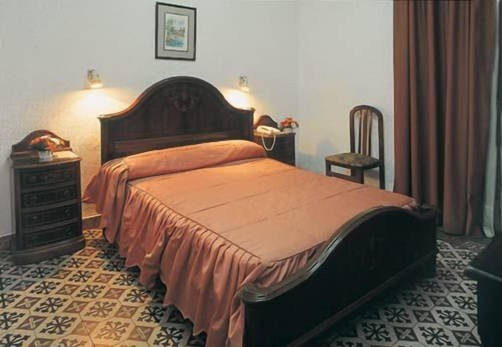 Hostal Sierpes Seville Exterior photo