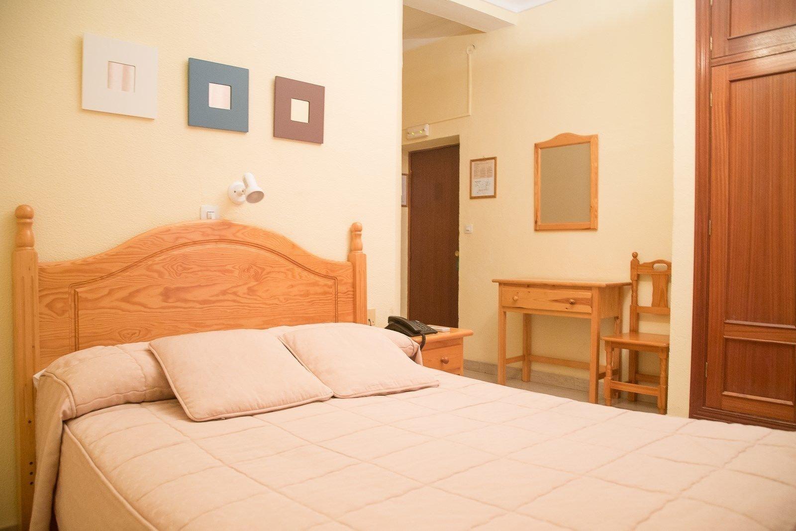 Hostal Sierpes Seville Exterior photo