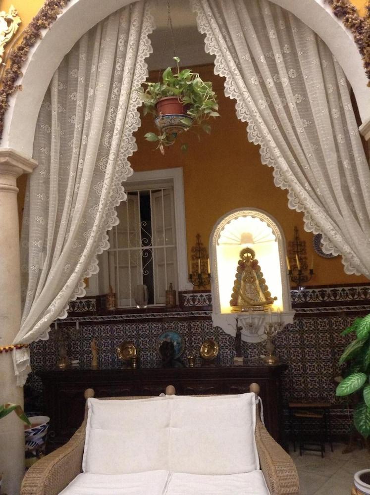 Hostal Sierpes Seville Exterior photo